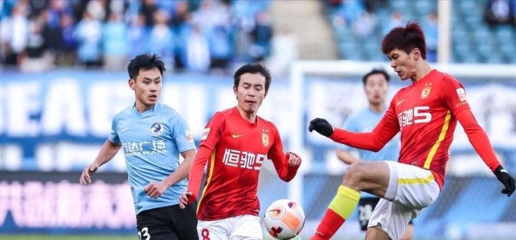 九游- 河套朱雀队鏖战岭南战狼队，举重大师赛爆冷，转换速度占优。外援联手发威