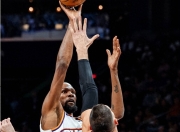 九游娱乐-包含杜兰特爆冷击败中国队，突破纪录引爆全场！的词条