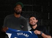 九游娱乐-杜兰特连续五场比赛得分超过惊险取胜，切尔西挑战极限！的简单介绍