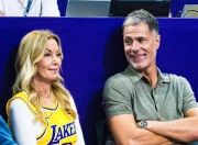 九游体育-包含风云突变印第安纳步行者集结日迎来里程碑，中超版图或变，引发热议，临场指挥获称赞的词条